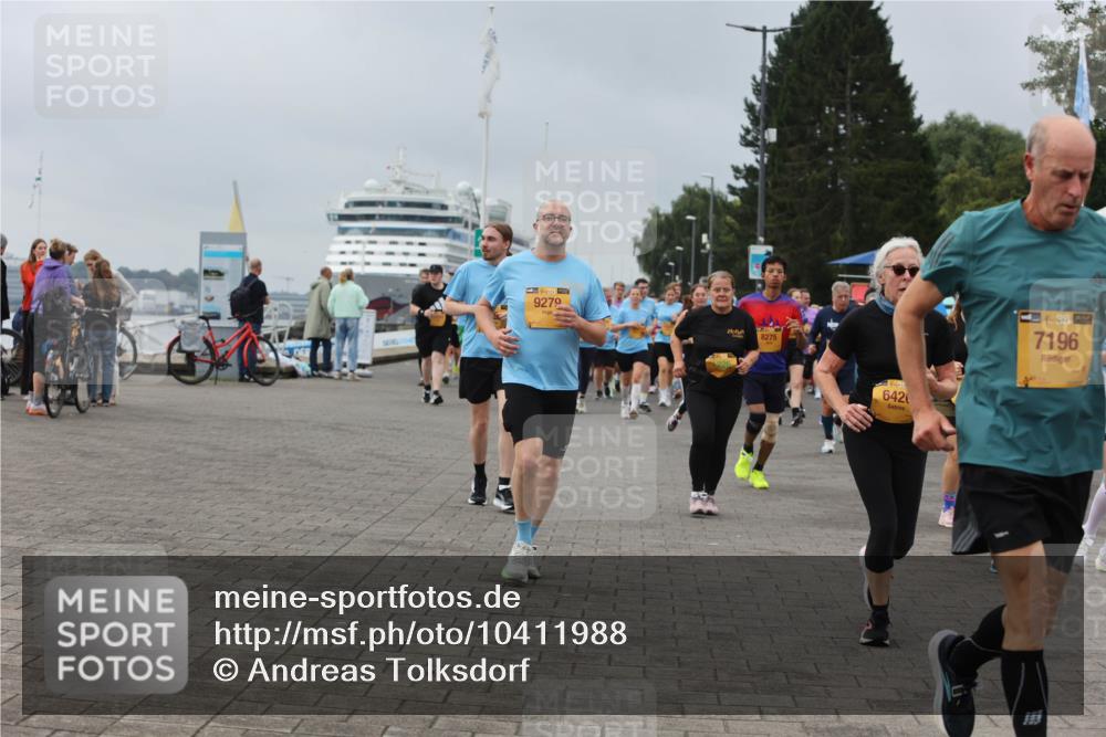 13.09.2026 - Kiel Lauf Andreas Tolksdorf http://msf.ph/oto/10411988 13.09.2026 10:02:21 Kiellinie 38, 9279, 8275, 642, 39, 7196 meine-sportfotos.de