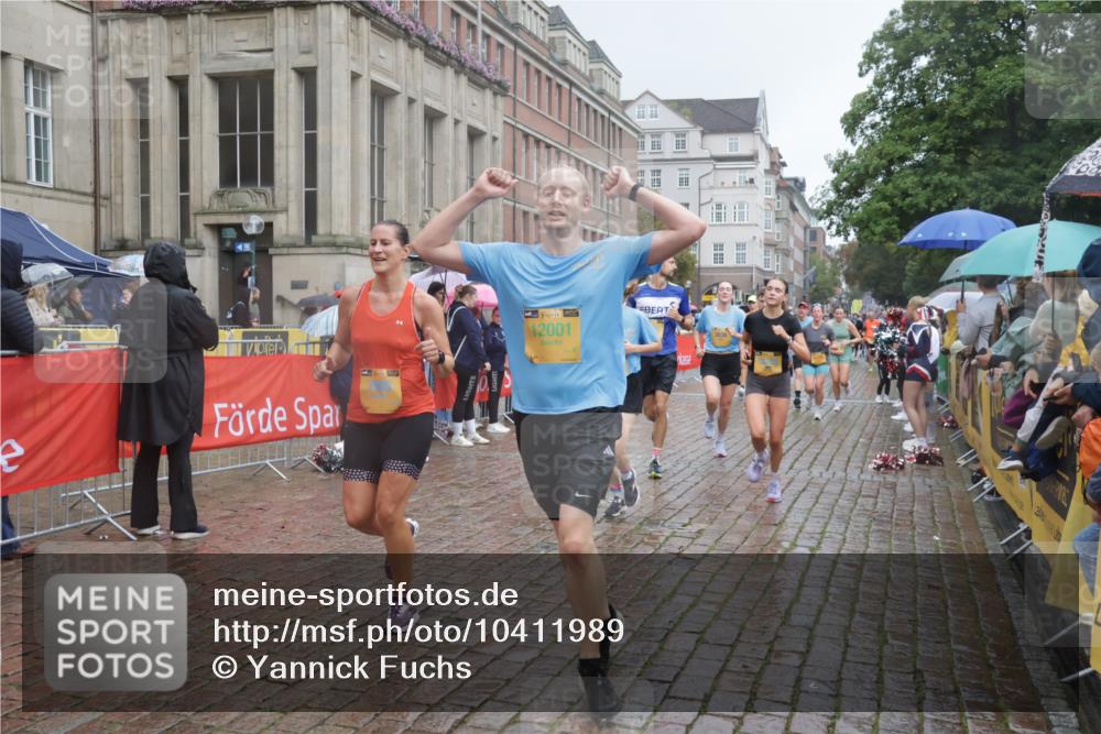 13.09.2026 - Kiel Lauf Yannick Fuchs http://msf.ph/oto/10411989 13.09.2026 10:43:12 Ziel 245, 534, 610, 1069, 1121, 1290, 1931, 2376, 2502, 2633, 2954, 3169, 3976, 4124, 4825, 5070, 5414, 5437, 6139, 6231, 6439, 6492, 6655, 6713, 8038, 8511, 9483, 9627, 9632, 10812, 10955, 11162, 11635, 11971, 12040, 12165, 12187, 12480, 12824, 1680, 1975, 2239, 2273, 2427, 2481, 2627, 2999, 3036, 3248, 3260, 3474, 3572, 3584, 4120, 5298, 5437, 5450, 5814, 5911, 5933, 5952, 6121, 6129, 6136, 6147, 6320, 6567, 6839, 7014, 7685, 7692, 485, 681, 1178, 2131, 2887 meine-sportfotos.de