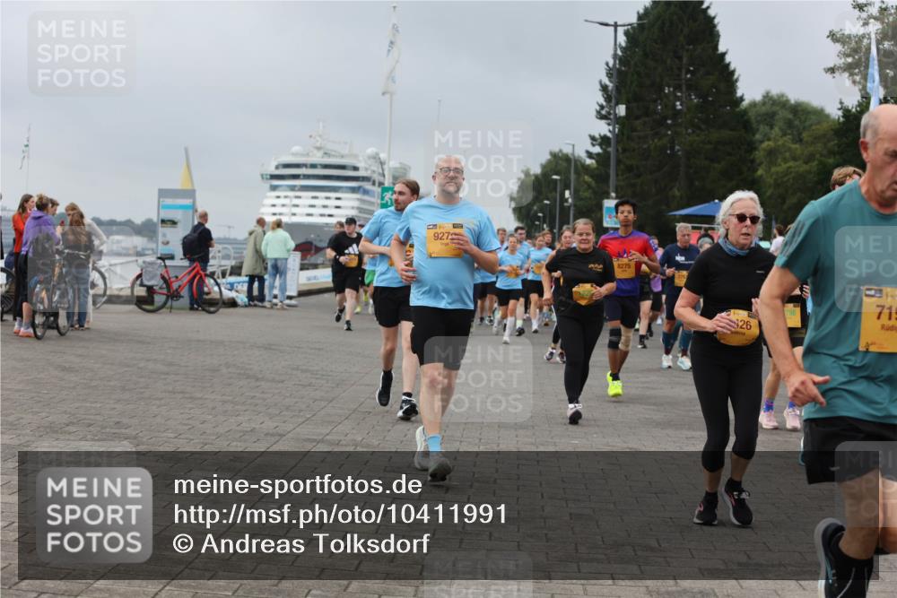 13.09.2026 - Kiel Lauf Andreas Tolksdorf http://msf.ph/oto/10411991 13.09.2026 10:02:21 Kiellinie 39, 927, 8275, 798, 715, 26 meine-sportfotos.de