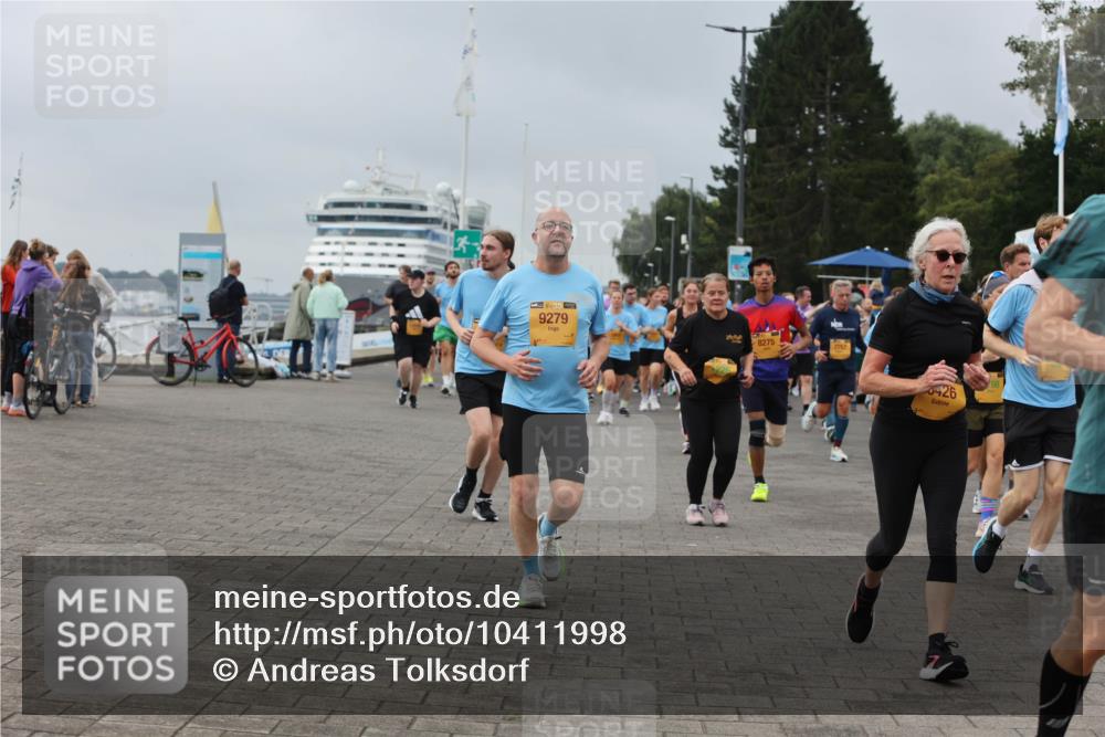 13.09.2026 - Kiel Lauf Andreas Tolksdorf http://msf.ph/oto/10411998 13.09.2026 10:02:21 Kiellinie 38, 9279, 8275, 7757, 0426 meine-sportfotos.de