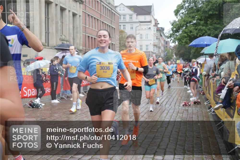 13.09.2026 - Kiel Lauf Yannick Fuchs http://msf.ph/oto/10412018 13.09.2026 10:43:14 Ziel 245, 534, 610, 1069, 1121, 1178, 1290, 1931, 2376, 2502, 2633, 2887, 2954, 3169, 3911, 3976, 4124, 4825, 5070, 5414, 5679, 6139, 6231, 6439, 6492, 6655, 6713, 7262, 8038, 8511, 9627, 9632, 10812, 10955, 11010, 11162, 11635, 11971, 12040, 12165, 12480, 12824, 1680, 1975, 2239, 2273, 2427, 2481, 2627, 2999, 3036, 3248, 3260, 3572, 3584, 4120, 5298, 5437, 5450, 5814, 5911, 5933, 6121, 6129, 6136, 6147, 6320, 6567, 6839, 7014, 7685, 7692, 485, 681, 2131 meine-sportfotos.de