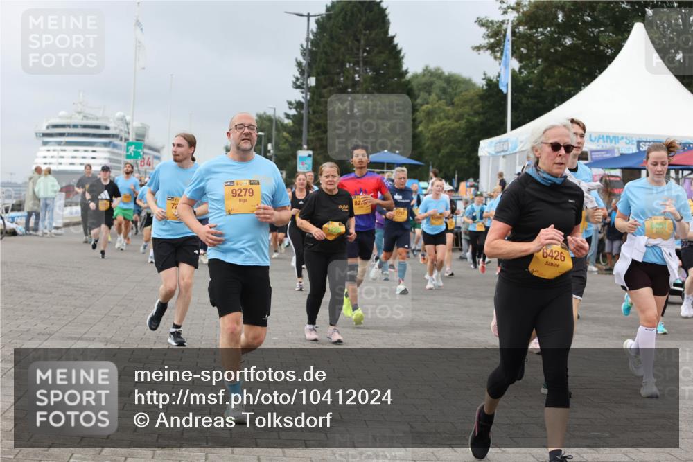13.09.2026 - Kiel Lauf Andreas Tolksdorf http://msf.ph/oto/10412024 13.09.2026 10:02:22 Kiellinie 9279, 82, 7757, 6426, 6061 meine-sportfotos.de
