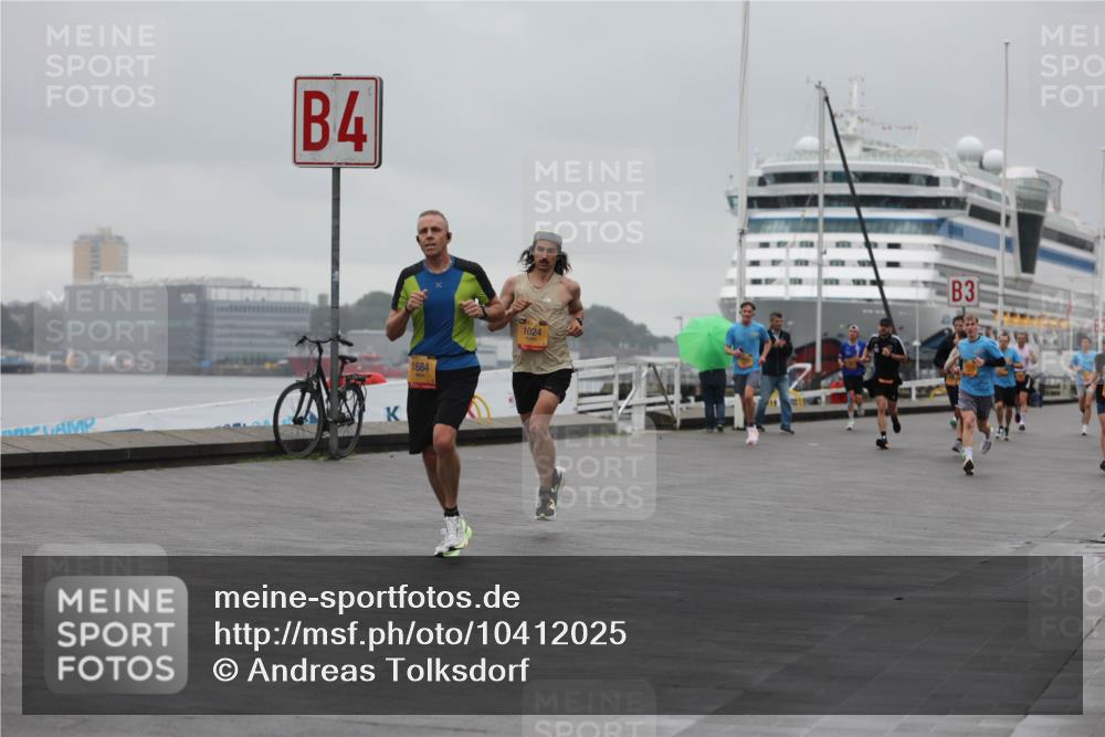 13.09.2026 - Kiel Lauf Andreas Tolksdorf http://msf.ph/oto/10412025 13.09.2026 11:45:16 Kiellinie 4, 1684, 1024, 3 meine-sportfotos.de