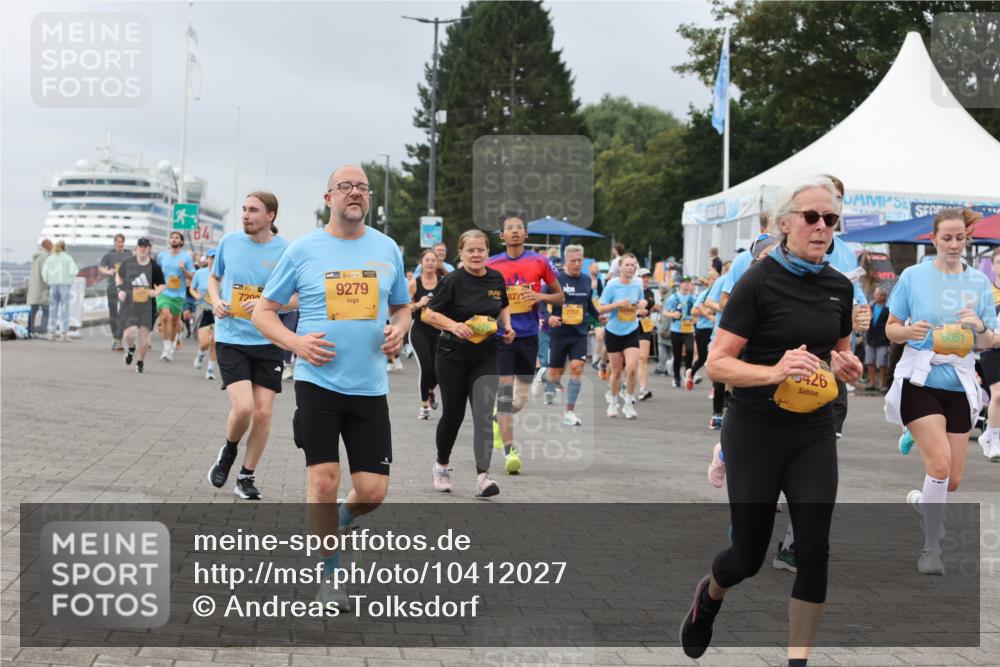 13.09.2026 - Kiel Lauf Andreas Tolksdorf http://msf.ph/oto/10412027 13.09.2026 10:02:22 Kiellinie 720, 48, 9279, 827, 7757, 426, 6061 meine-sportfotos.de