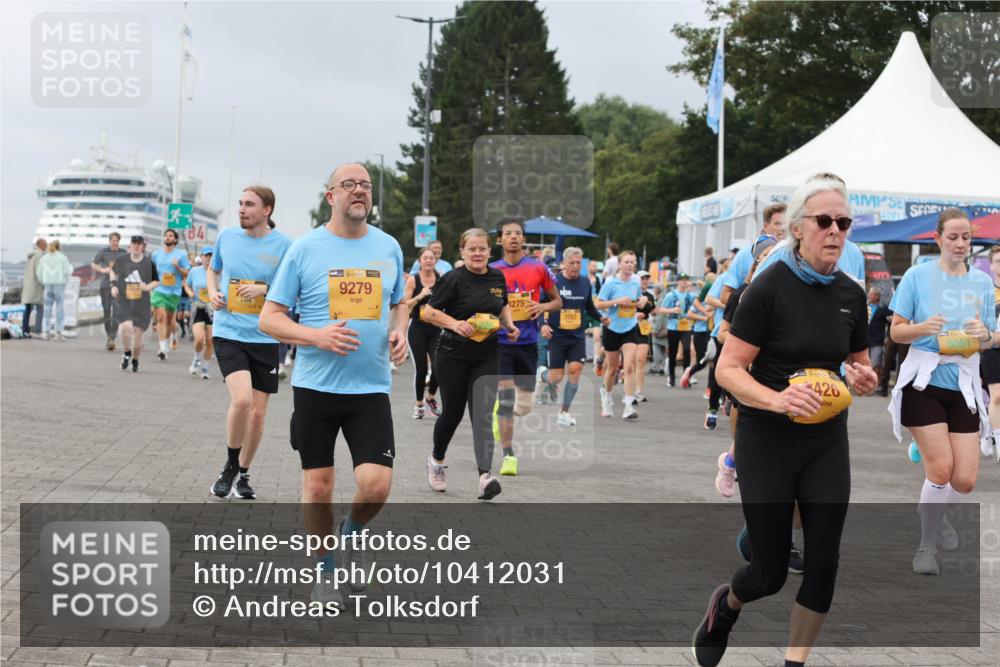 13.09.2026 - Kiel Lauf Andreas Tolksdorf http://msf.ph/oto/10412031 13.09.2026 10:02:22 Kiellinie 84, 9279, 3275, 7757, 1, 38, 426, 6061 meine-sportfotos.de