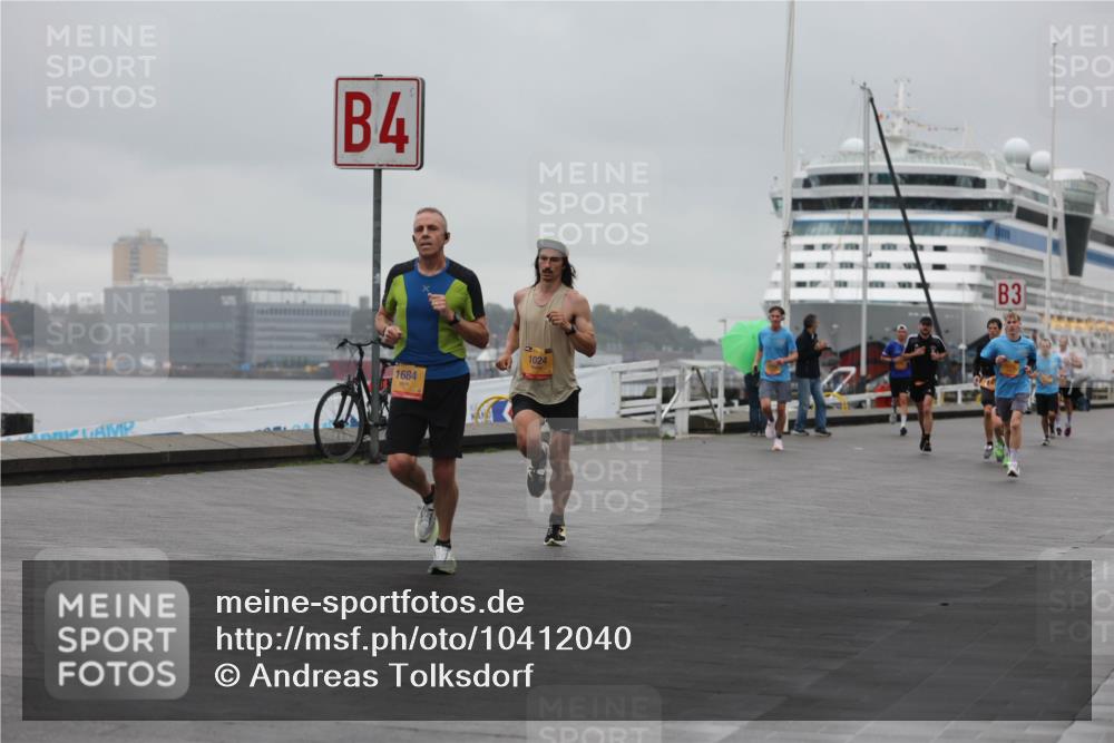13.09.2026 - Kiel Lauf Andreas Tolksdorf http://msf.ph/oto/10412040 13.09.2026 11:45:17 Kiellinie 4, 1684, 1024, 3 meine-sportfotos.de
