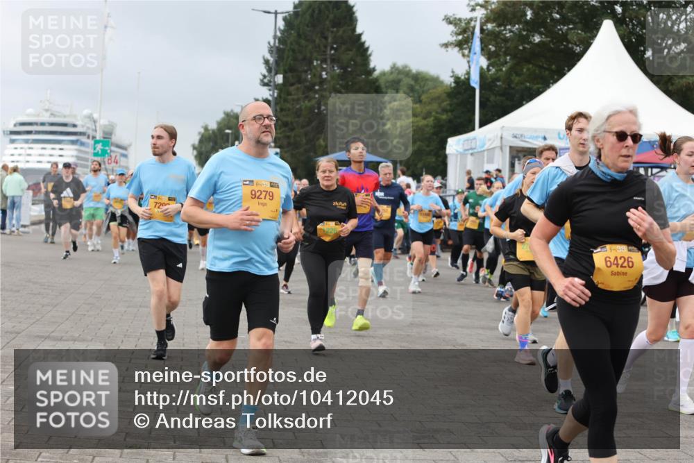 13.09.2026 - Kiel Lauf Andreas Tolksdorf http://msf.ph/oto/10412045 13.09.2026 10:02:22 Kiellinie 720, 9279, 138, 6426 meine-sportfotos.de