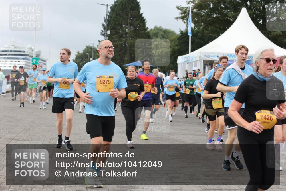 13.09.2026 - Kiel Lauf Andreas Tolksdorf http://msf.ph/oto/10412049 13.09.2026 10:02:22 Kiellinie 38, 9279, 8275, 2798, 1, 39, 6426 meine-sportfotos.de