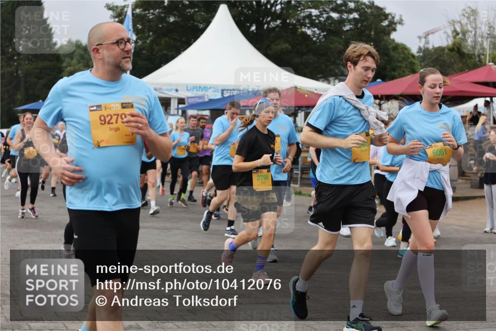 13.09.2026 - Kiel Lauf Andreas Tolksdorf http://msf.ph/oto/10412076 13.09.2026 10:02:23 Kiellinie 9279, 2798, 38, 6061 meine-sportfotos.de