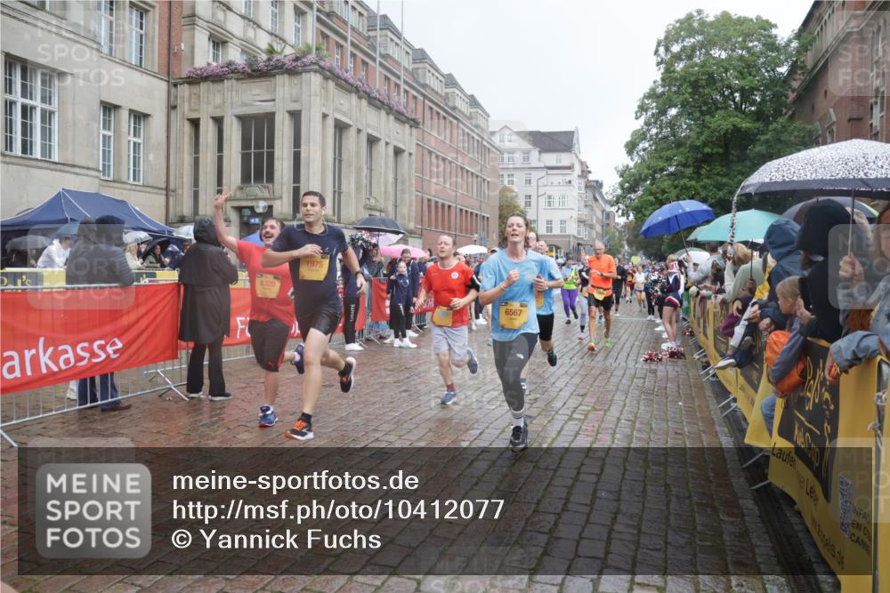 13.09.2026 - Kiel Lauf Yannick Fuchs http://msf.ph/oto/10412077 13.09.2026 10:43:19 Ziel 245, 485, 534, 610, 681, 1069, 1121, 1178, 1500, 1780, 2119, 2131, 2376, 2633, 2800, 2887, 2954, 3169, 3911, 4124, 4218, 4282, 4690, 5070, 5222, 5679, 6139, 6231, 6492, 6655, 6713, 7262, 8038, 8488, 8511, 8825, 8959, 9632, 10173, 10450, 10812, 10955, 11010, 11162, 11566, 11635, 12040, 12342, 12824, 1290, 1931, 1975, 2376, 2427, 2481, 2502, 2627, 2999, 3248, 3260, 3572, 3584, 3976, 4120, 4825, 5298, 5414, 5437, 5814, 5911, 5933, 6121, 6129, 6136, 6320, 6567, 7692 meine-sportfotos.de