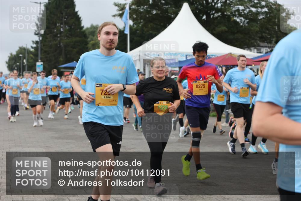 13.09.2026 - Kiel Lauf Andreas Tolksdorf http://msf.ph/oto/10412091 13.09.2026 10:02:24 Kiellinie 8275, 722, 4, 38, 1226, 9218 meine-sportfotos.de