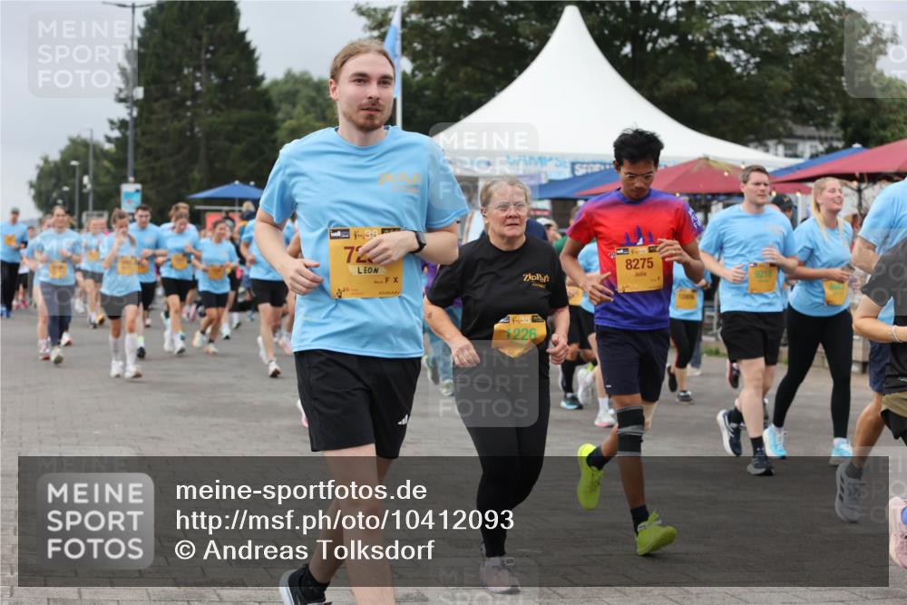 13.09.2026 - Kiel Lauf Andreas Tolksdorf http://msf.ph/oto/10412093 13.09.2026 10:02:24 Kiellinie 72, 39, 8275, 38, 1226, 9218 meine-sportfotos.de