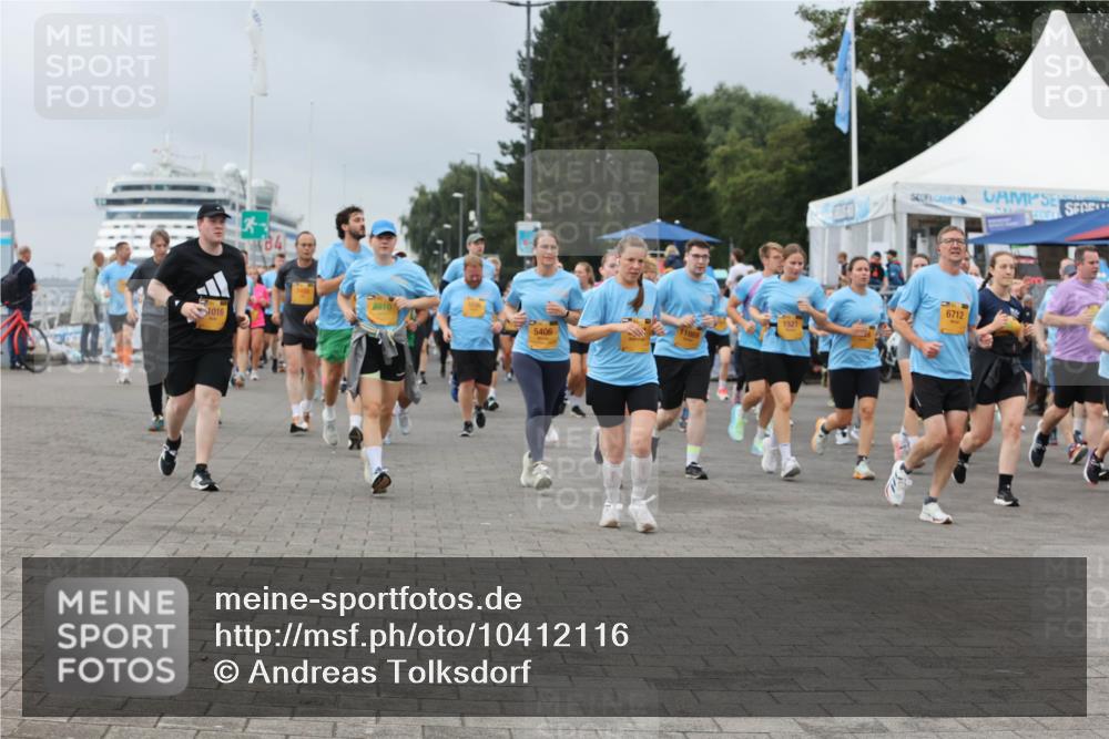 13.09.2026 - Kiel Lauf Andreas Tolksdorf http://msf.ph/oto/10412116 13.09.2026 10:02:26 Kiellinie 8910, 1016, 1527, 5406, 6712 meine-sportfotos.de