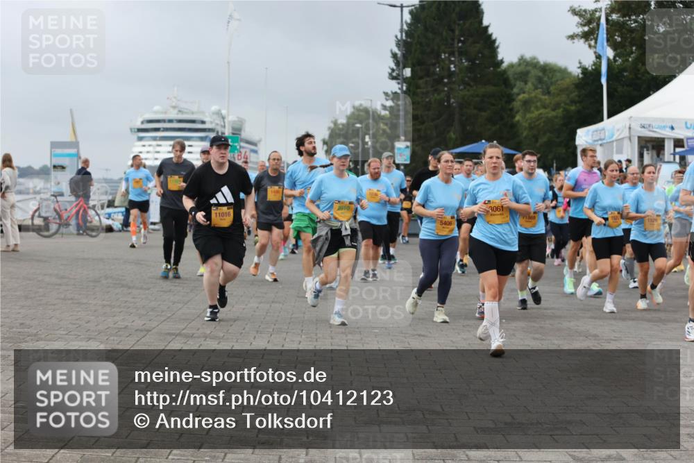 13.09.2026 - Kiel Lauf Andreas Tolksdorf http://msf.ph/oto/10412123 13.09.2026 10:02:27 Kiellinie 84, 8910, 11016, 5406, 3061, 1869, 152, 1526 meine-sportfotos.de
