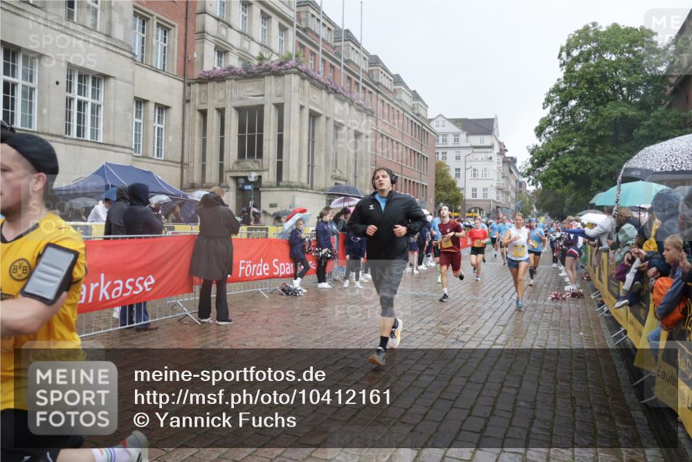 13.09.2026 - Kiel Lauf Yannick Fuchs http://msf.ph/oto/10412161 13.09.2026 10:43:23 Ziel 245, 485, 534, 681, 1069, 1121, 1178, 1500, 1780, 2119, 2131, 2680, 2800, 2887, 3132, 3169, 3911, 4124, 4218, 4282, 4690, 4718, 5070, 5222, 5679, 5715, 5848, 6079, 6231, 6422, 6492, 6536, 6655, 7199, 7262, 8038, 8488, 8511, 8825, 8952, 8959, 10173, 10450, 10955, 11010, 11162, 11566, 11635, 12040, 12342, 12779, 610, 1121, 1290, 1931, 2376, 2427, 2481, 2502, 2627, 2633, 2954, 2999, 3169, 3248, 3260, 3572, 3976, 4120, 4825, 5070, 5298, 5414, 5437, 5814, 6121, 6129, 6136, 6139 meine-sportfotos.de