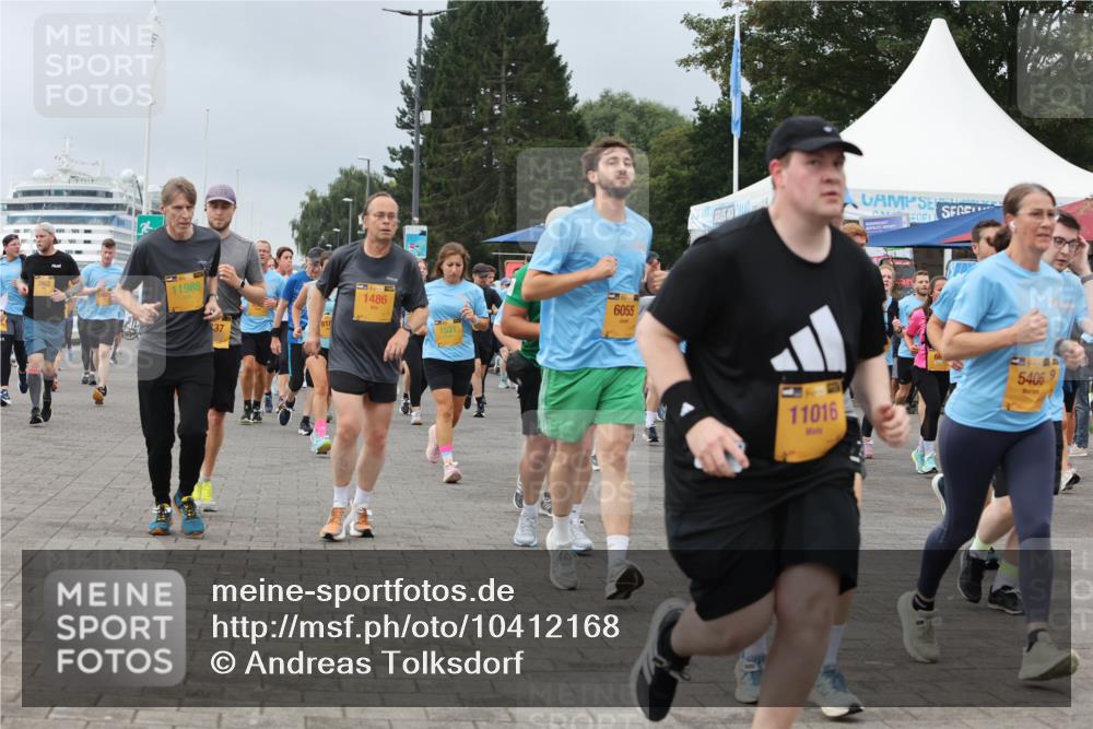 13.09.2026 - Kiel Lauf Andreas Tolksdorf http://msf.ph/oto/10412168 13.09.2026 10:02:30 Kiellinie 11988, 818, 37, 1486, 1531, 6055, 11016, 5406, 9 meine-sportfotos.de