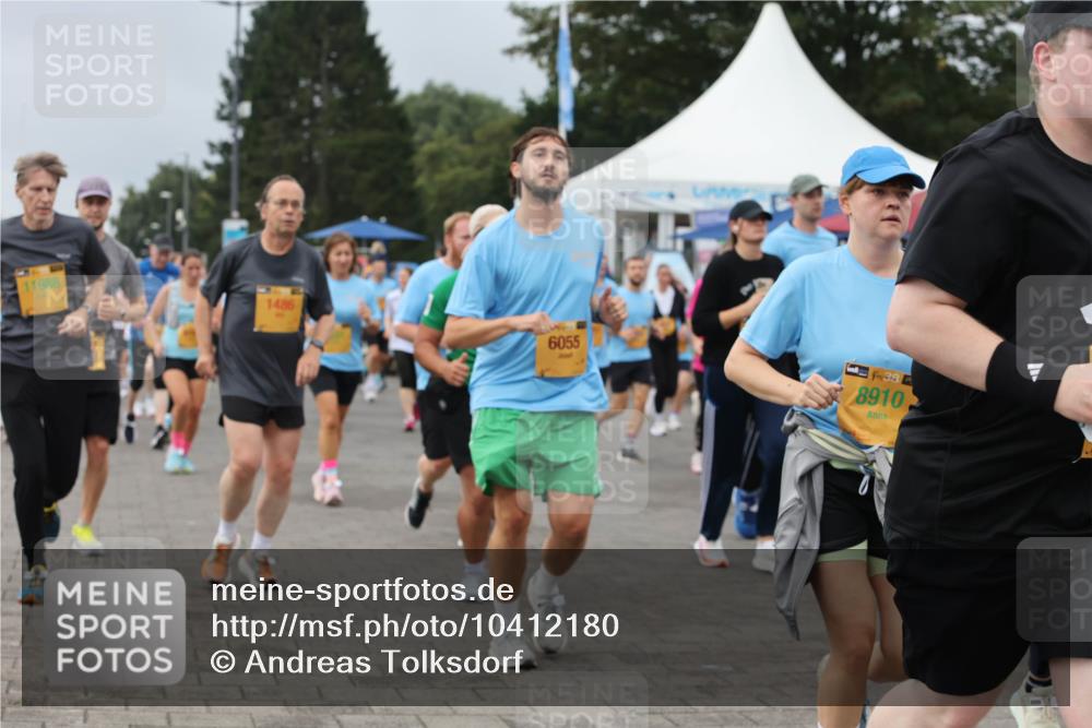 13.09.2026 - Kiel Lauf Andreas Tolksdorf http://msf.ph/oto/10412180 13.09.2026 10:02:30 Kiellinie 11988, 1486, 6055, 38, 8910 meine-sportfotos.de