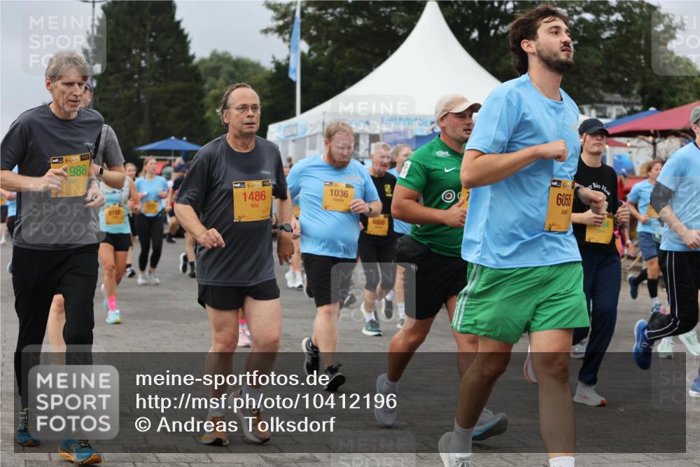 13.09.2026 - Kiel Lauf Andreas Tolksdorf http://msf.ph/oto/10412196 13.09.2026 10:02:31 Kiellinie 988, 818, 38, 1486, 11, 1036, 6800, 6055 meine-sportfotos.de