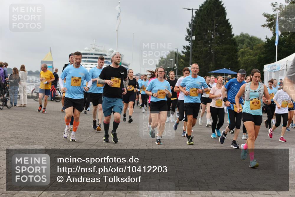 13.09.2026 - Kiel Lauf Andreas Tolksdorf http://msf.ph/oto/10412203 13.09.2026 10:02:33 Kiellinie 3962, 7467, 8722, 5532, 8188 meine-sportfotos.de