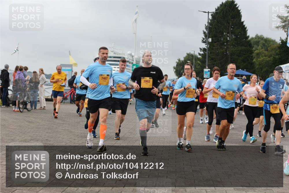 13.09.2026 - Kiel Lauf Andreas Tolksdorf http://msf.ph/oto/10412212 13.09.2026 10:02:33 Kiellinie 7467, 3962, 8722, 5532, 2234, 5648, 6788 meine-sportfotos.de