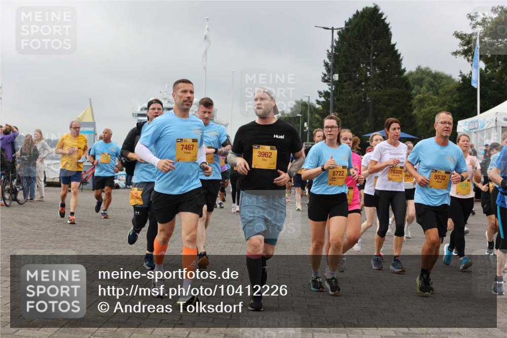 13.09.2026 - Kiel Lauf Andreas Tolksdorf http://msf.ph/oto/10412226 13.09.2026 10:02:34 Kiellinie 2526, 38, 7467, 39, 3962, 8722, 10320, 8127, 5532, 2234 meine-sportfotos.de