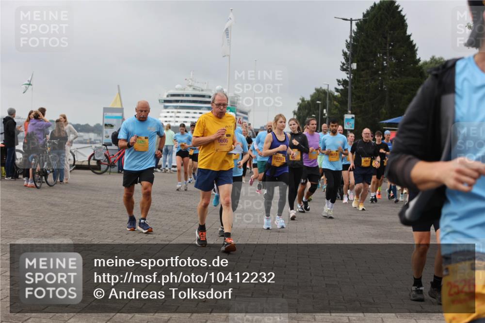 13.09.2026 - Kiel Lauf Andreas Tolksdorf http://msf.ph/oto/10412232 13.09.2026 10:02:37 Kiellinie 8481, 9605, 10703, 4613, 2526 meine-sportfotos.de