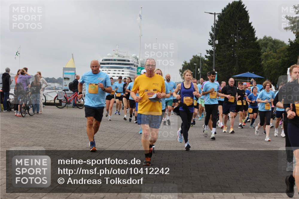 13.09.2026 - Kiel Lauf Andreas Tolksdorf http://msf.ph/oto/10412242 13.09.2026 10:02:37 Kiellinie 9605, 10703, 4613, 6497 meine-sportfotos.de
