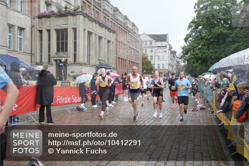 13.09.2026 - Kiel Lauf Yannick Fuchs http://msf.ph/oto/10412291 13.09.2026 10:43:31 Ziel 485, 681, 1500, 1536, 1720, 1780, 2119, 2317, 2680, 2800, 3123, 3132, 4143, 4218, 4282, 4493, 4541, 4690, 4718, 4941, 5127, 5222, 5715, 5848, 6079, 6422, 6536, 7199, 8488, 8952, 8959, 9823, 10173, 10247, 10450, 11067, 11566, 11774, 12342, 12544, 12778, 12779, 245, 485, 534, 610, 1069, 1121, 1178, 1290, 1931, 2131, 2376, 2427, 2481, 2502, 2627, 2633, 2887, 2954, 3169, 3248, 3572, 3911, 3976, 4124, 4825, 5070, 5298, 5414, 5437, 5679, 6121, 6139, 6231, 6492, 6655 meine-sportfotos.de