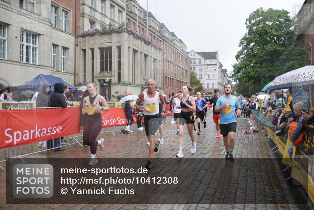 13.09.2026 - Kiel Lauf Yannick Fuchs http://msf.ph/oto/10412308 13.09.2026 10:43:32 Ziel 681, 1500, 1536, 1720, 1780, 2119, 2317, 2680, 2800, 3123, 3132, 4143, 4218, 4282, 4493, 4541, 4690, 4718, 4941, 5127, 5222, 5715, 5848, 6079, 6422, 6536, 6716, 7199, 8488, 8952, 8959, 9823, 10173, 10247, 10450, 11067, 11774, 12342, 12544, 12778, 12779, 245, 485, 534, 610, 1069, 1121, 1178, 1290, 1931, 2119, 2131, 2376, 2427, 2481, 2502, 2627, 2633, 2887, 2954, 3169, 3248, 3572, 3911, 3976, 4124, 4218, 4282, 4825, 5070, 5298, 5414, 5437, 5679, 6121, 6139, 6231, 6492, 6655 meine-sportfotos.de
