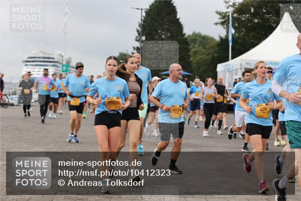 13.09.2026 - Kiel Lauf Andreas Tolksdorf http://msf.ph/oto/10412323 13.09.2026 10:02:43 Kiellinie 1094, 10116, 21, 10124, 428 meine-sportfotos.de
