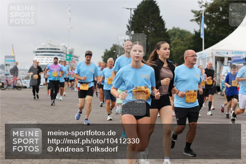 13.09.2026 - Kiel Lauf Andreas Tolksdorf http://msf.ph/oto/10412330 13.09.2026 10:02:44 Kiellinie 1004, 285, 48, 10116, 39, 10124, 6167 meine-sportfotos.de