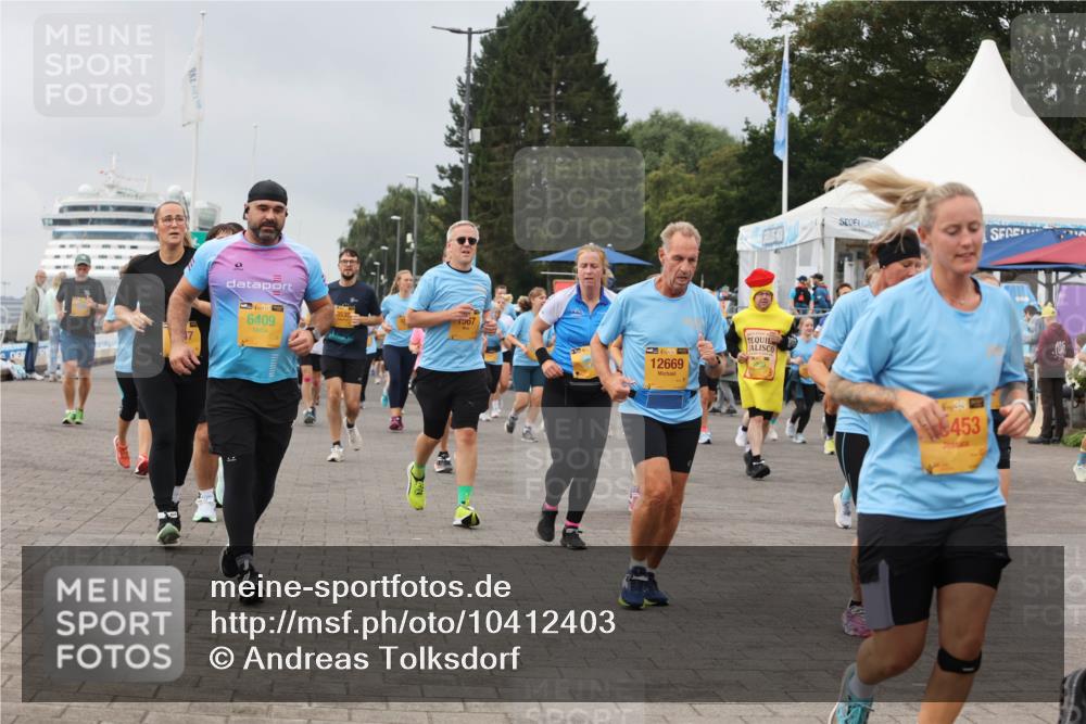 13.09.2026 - Kiel Lauf Andreas Tolksdorf http://msf.ph/oto/10412403 13.09.2026 10:02:48 Kiellinie 39, 6409, 1007, 39, 12669, 39, 453 meine-sportfotos.de