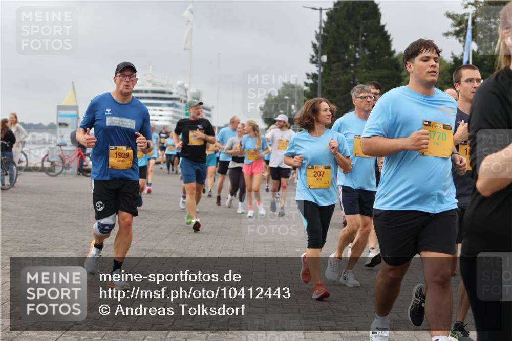 13.09.2026 - Kiel Lauf Andreas Tolksdorf http://msf.ph/oto/10412443 13.09.2026 10:02:51 Kiellinie 11381, 1929, 39, 207, 38, 5770 meine-sportfotos.de