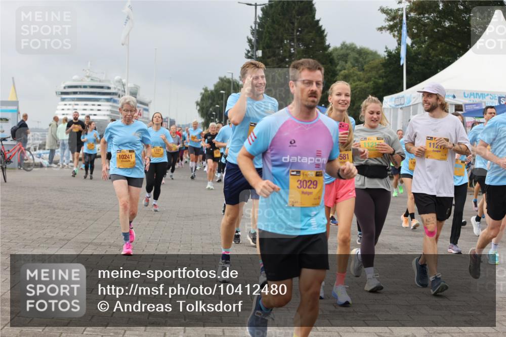 13.09.2026 - Kiel Lauf Andreas Tolksdorf http://msf.ph/oto/10412480 13.09.2026 10:02:56 Kiellinie 10241, 1287, 38, 3029, 581, 39, 1121, 126, 11 meine-sportfotos.de