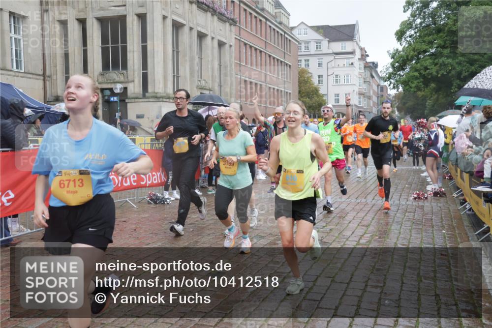 13.09.2026 - Kiel Lauf Yannick Fuchs http://msf.ph/oto/10412518 13.09.2026 10:43:46 Ziel 149, 371, 1029, 2316, 2317, 2653, 2971, 3258, 3292, 3308, 3734, 4669, 4801, 4850, 5059, 5419, 6096, 6368, 6716, 7351, 8037, 8412, 9281, 9337, 9559, 10132, 10683, 10705, 11031, 11213, 11438, 12763, 245, 485, 534, 610, 681, 1069, 1121, 1178, 1500, 1536, 1720, 1780, 2119, 2131, 2317, 2633, 2680, 2800, 2887, 2954, 3123, 3132, 3169, 3911, 4124, 4143, 4218, 4282, 4493, 4541, 4690, 4718, 4941, 5070, 5127, 5222, 5679, 5715, 5848, 6079, 6231, 6422, 6492, 6536, 6655, 1977 meine-sportfotos.de