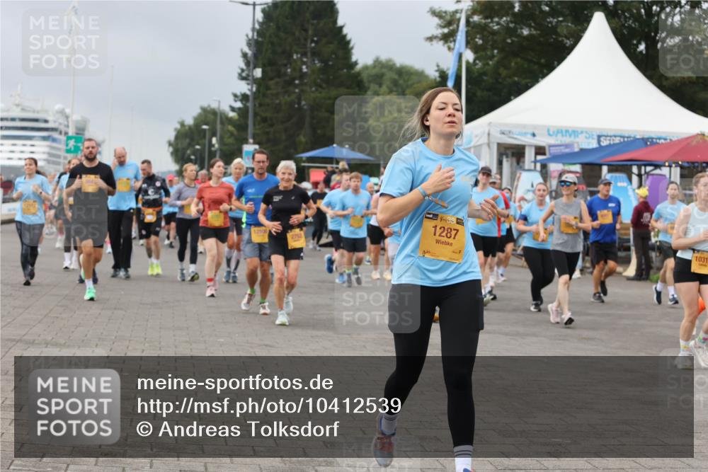 13.09.2026 - Kiel Lauf Andreas Tolksdorf http://msf.ph/oto/10412539 13.09.2026 10:03:00 Kiellinie 12500, 2752, 38, 1287, 1031 meine-sportfotos.de
