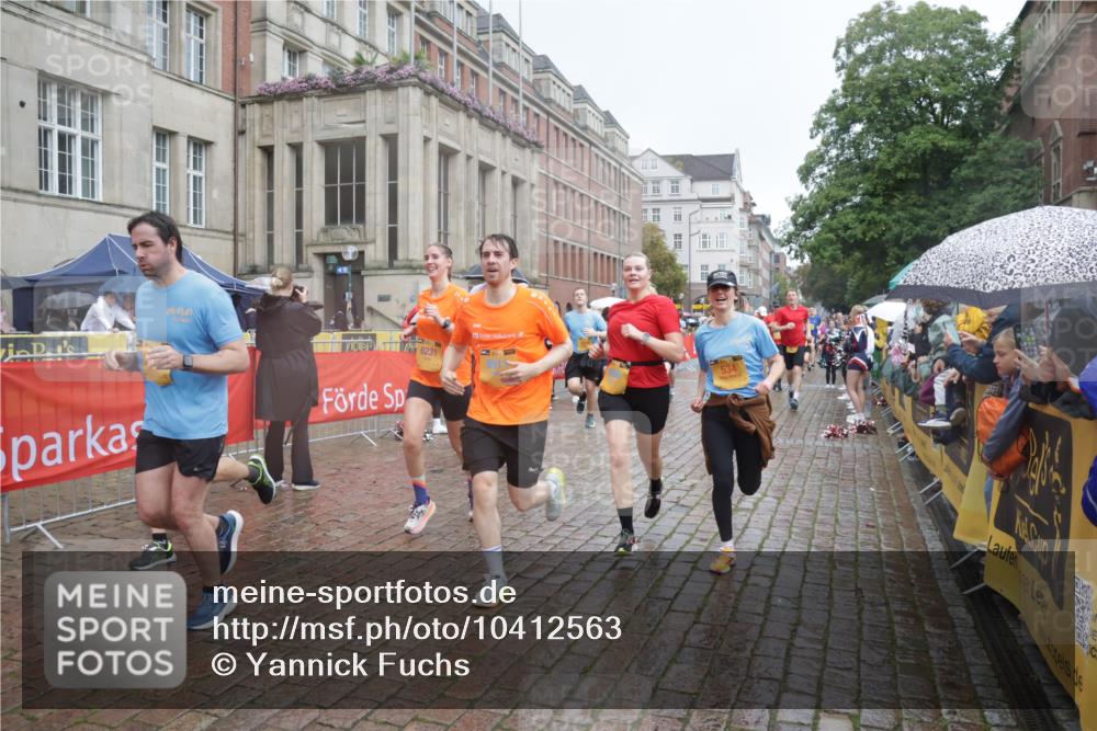 13.09.2026 - Kiel Lauf Yannick Fuchs http://msf.ph/oto/10412563 13.09.2026 10:43:49 Ziel 149, 371, 1029, 1215, 1977, 2316, 2653, 2971, 3258, 3292, 3308, 3734, 4669, 4728, 4746, 4801, 5059, 5419, 6096, 6368, 7351, 8037, 8412, 9281, 9559, 10100, 10132, 10437, 10670, 10683, 10705, 11031, 11213, 11438, 11611, 12490, 12763, 245, 485, 534, 681, 1069, 1178, 1500, 1536, 1720, 1780, 2119, 2131, 2317, 2680, 2800, 2887, 3123, 3132, 3911, 4124, 4143, 4218, 4282, 4493, 4541, 4690, 4718, 4850, 4941, 5127, 5222, 5679, 5715, 5848, 6079, 6231, 6422, 6492, 6536, 6655, 6716 meine-sportfotos.de