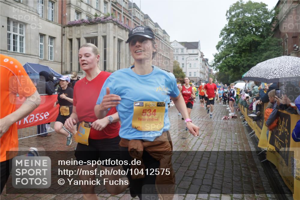 13.09.2026 - Kiel Lauf Yannick Fuchs http://msf.ph/oto/10412575 13.09.2026 10:43:50 Ziel 56, 149, 305, 371, 1029, 1215, 1977, 2316, 2653, 2971, 3258, 3292, 3308, 3734, 4669, 4728, 4746, 4801, 5059, 5419, 6096, 6368, 7351, 8037, 8412, 9281, 9559, 10100, 10132, 10437, 10670, 10683, 10705, 11031, 11213, 11438, 11611, 12490, 12763, 149, 485, 534, 681, 1069, 1178, 1500, 1536, 1720, 1780, 2119, 2131, 2317, 2680, 2800, 2887, 3123, 3132, 3911, 4124, 4143, 4218, 4282, 4493, 4541, 4690, 4718, 4850, 4941, 5127, 5222, 5679, 5715, 5848, 6079, 6231, 6422, 6536, 6655, 6716 meine-sportfotos.de