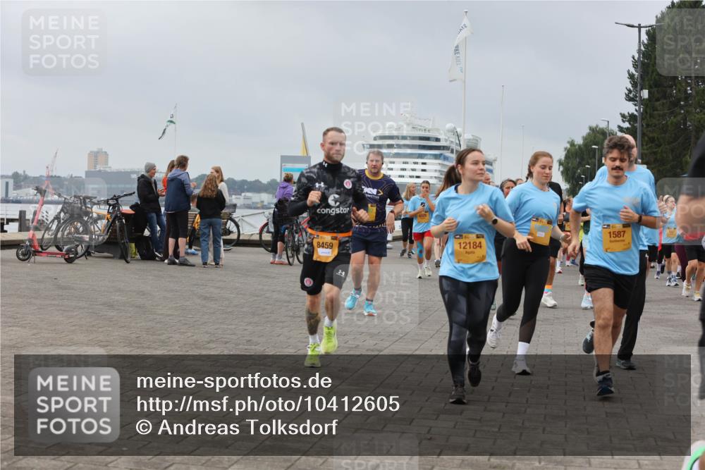 13.09.2026 - Kiel Lauf Andreas Tolksdorf http://msf.ph/oto/10412605 13.09.2026 10:03:04 Kiellinie 8459, 3, 2, 13, 12184, 1587 meine-sportfotos.de