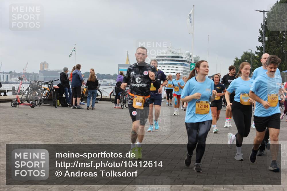 13.09.2026 - Kiel Lauf Andreas Tolksdorf http://msf.ph/oto/10412614 13.09.2026 10:03:05 Kiellinie 8459, 12184, 1587 meine-sportfotos.de