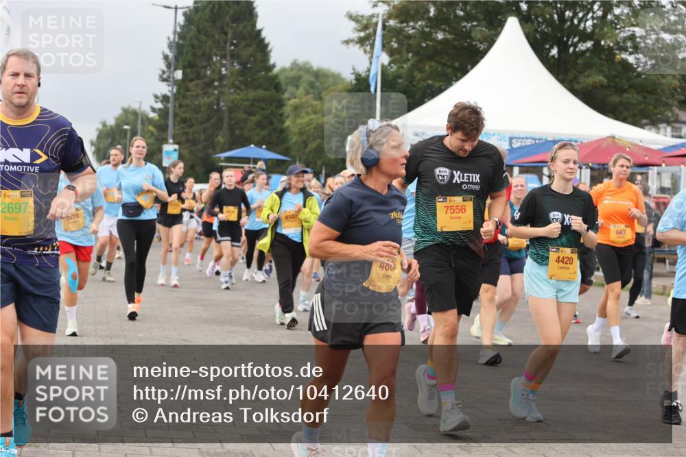 13.09.2026 - Kiel Lauf Andreas Tolksdorf http://msf.ph/oto/10412640 13.09.2026 10:03:08 Kiellinie 48, 2697, 11628, 8107, 38, 7556, 400, 4420, 643 meine-sportfotos.de