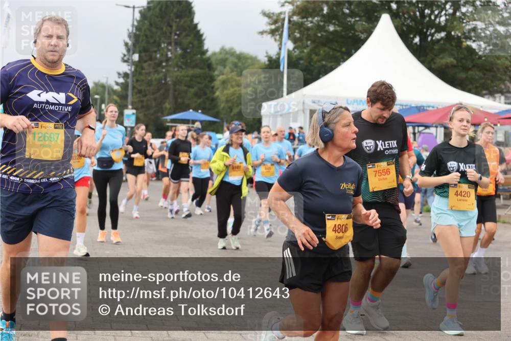 13.09.2026 - Kiel Lauf Andreas Tolksdorf http://msf.ph/oto/10412643 13.09.2026 10:03:09 Kiellinie 48, 12697, 8328, 107, 38, 7556, 4806, 4420 meine-sportfotos.de