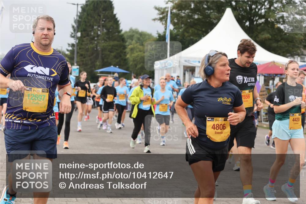 13.09.2026 - Kiel Lauf Andreas Tolksdorf http://msf.ph/oto/10412647 13.09.2026 10:03:09 Kiellinie 48, 12697, 38, 7556, 438, 4806, 04, 4420 meine-sportfotos.de