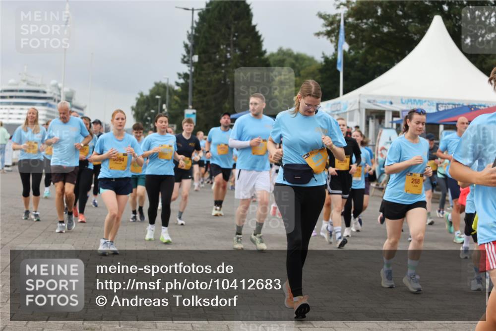 13.09.2026 - Kiel Lauf Andreas Tolksdorf http://msf.ph/oto/10412683 13.09.2026 10:03:11 Kiellinie 594, 208 meine-sportfotos.de