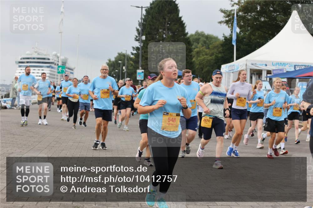 13.09.2026 - Kiel Lauf Andreas Tolksdorf http://msf.ph/oto/10412757 13.09.2026 10:03:17 Kiellinie 12085, 38, 548, 2674, 607, 8979 meine-sportfotos.de