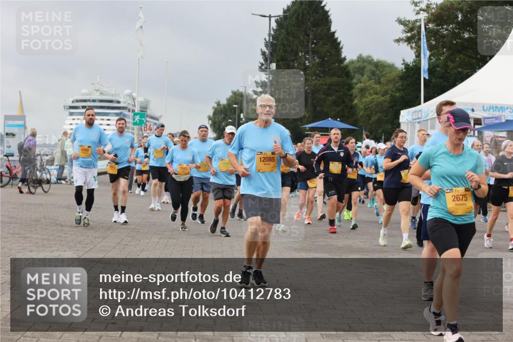 13.09.2026 - Kiel Lauf Andreas Tolksdorf http://msf.ph/oto/10412783 13.09.2026 10:03:19 Kiellinie 5593, 1890, 7642, 5601, 38, 12085, 8799, 6619, 21, 39, 2675 meine-sportfotos.de