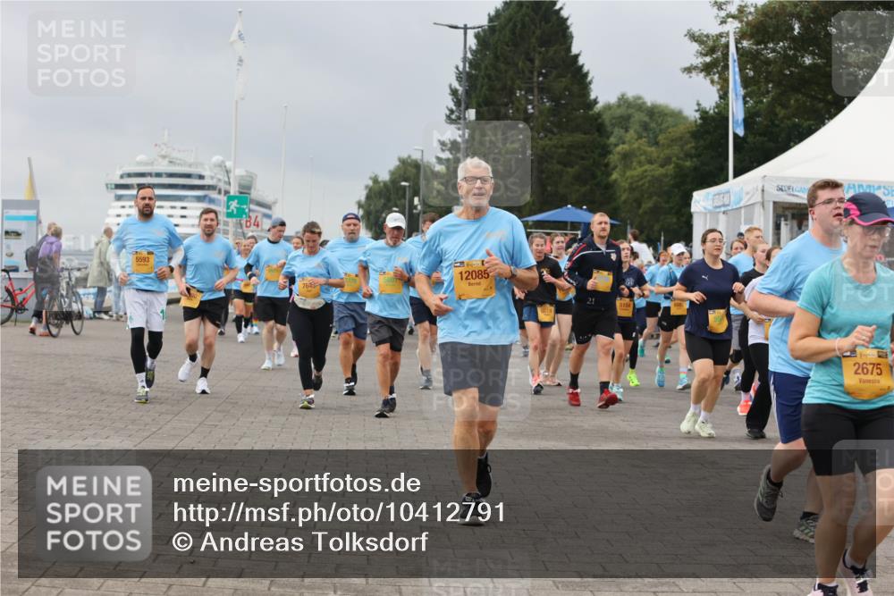 13.09.2026 - Kiel Lauf Andreas Tolksdorf http://msf.ph/oto/10412791 13.09.2026 10:03:19 Kiellinie 5593, 34, 7642, 38, 12085, 5154, 688, 6619, 2675 meine-sportfotos.de