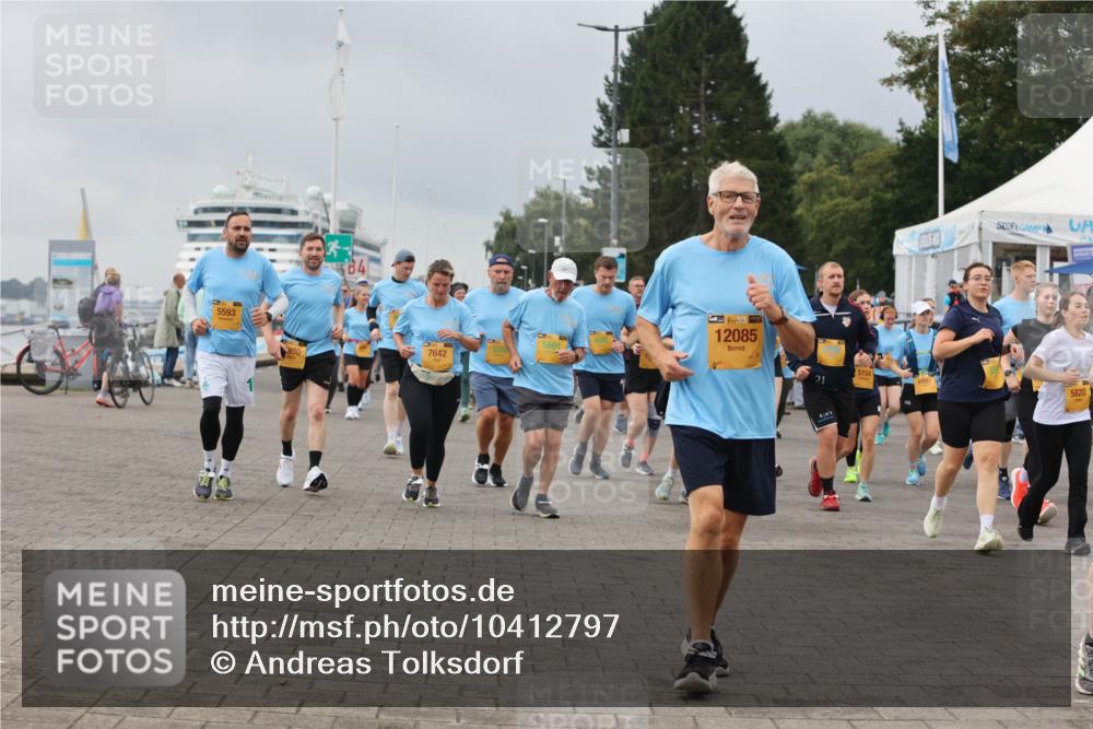 13.09.2026 - Kiel Lauf Andreas Tolksdorf http://msf.ph/oto/10412797 13.09.2026 10:03:20 Kiellinie 5593, 7642, 3378, 38, 12085, 5601, 21, 5154, 5820 meine-sportfotos.de