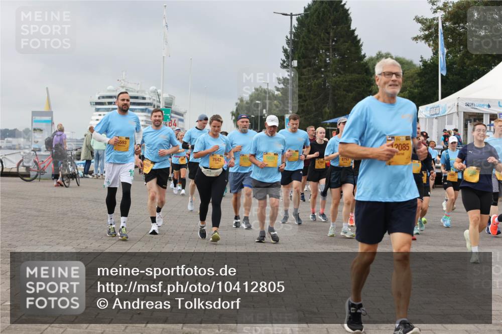 13.09.2026 - Kiel Lauf Andreas Tolksdorf http://msf.ph/oto/10412805 13.09.2026 10:03:20 Kiellinie 593, 5601, 7642, 1795, 8793, 2085, 6887 meine-sportfotos.de