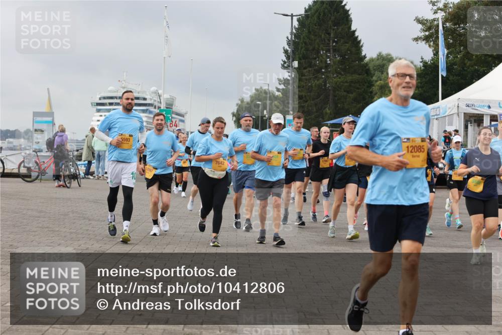 13.09.2026 - Kiel Lauf Andreas Tolksdorf http://msf.ph/oto/10412806 13.09.2026 10:03:20 Kiellinie 5593, 4, 7642, 1795, 12085 meine-sportfotos.de